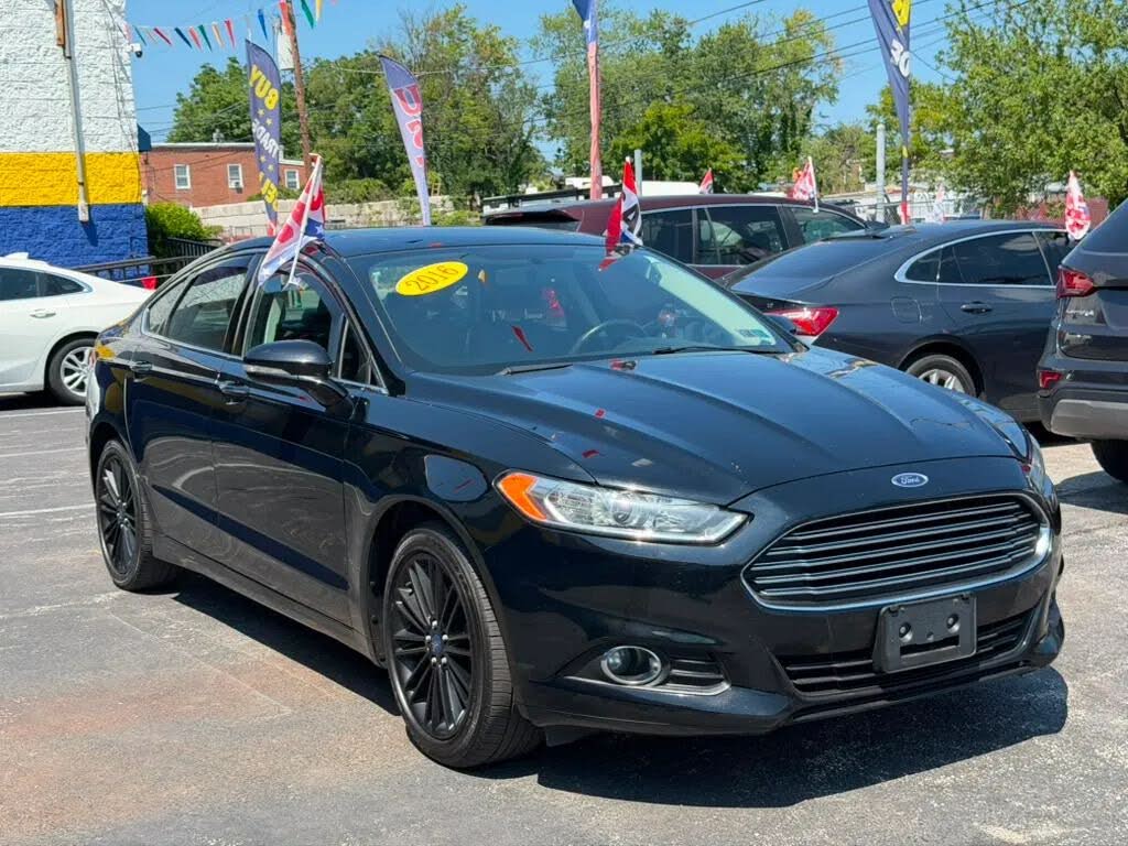 2016 Ford Fusion SE
