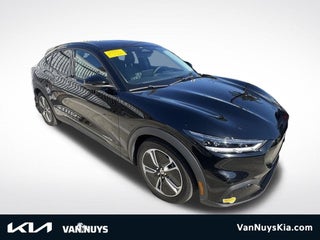 2022 Ford Mustang Mach-E Select