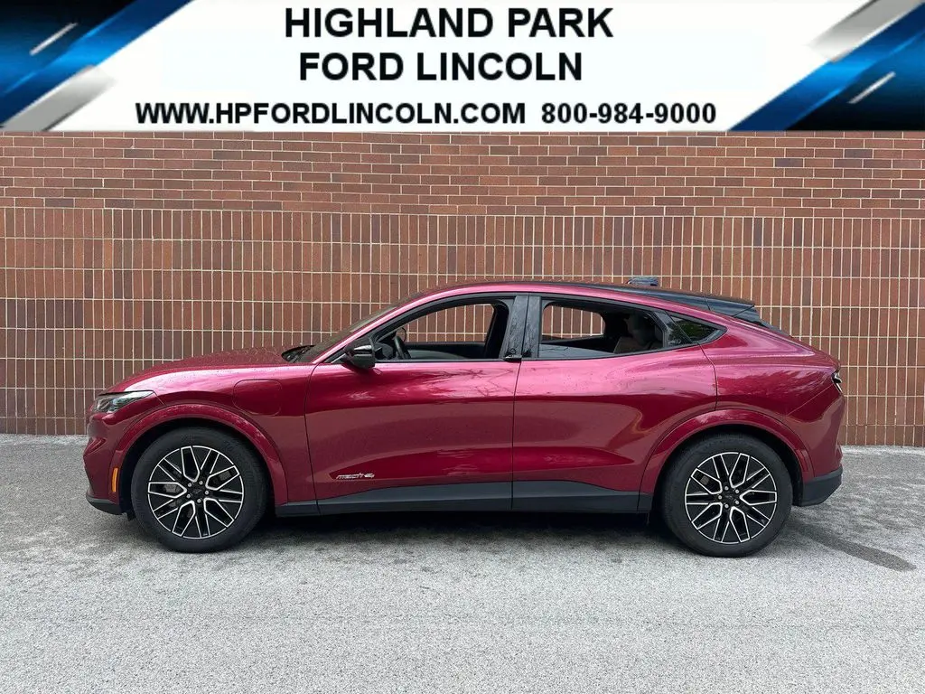 2025 Ford Mustang Mach-E Premium