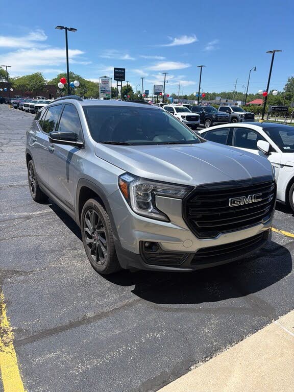 2023 GMC Terrain SLT