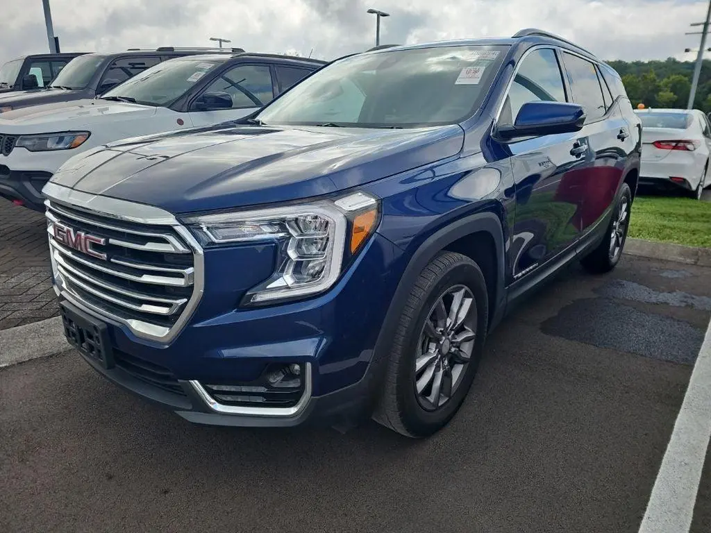 2023 GMC Terrain SLT
