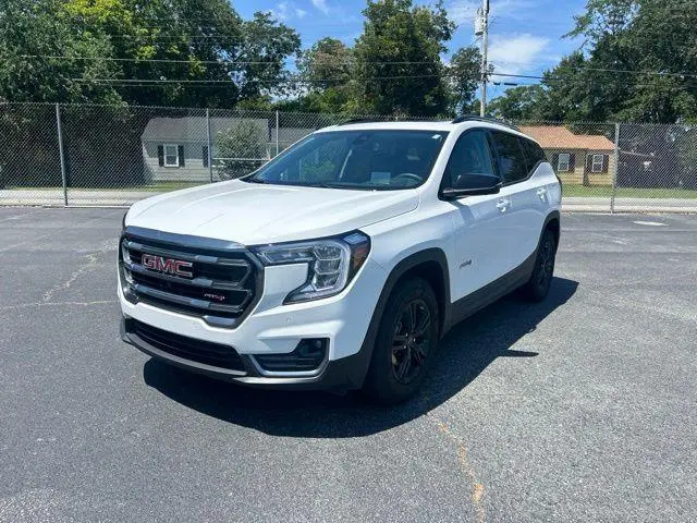 2024 GMC Terrain AT4