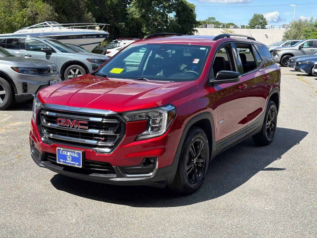 2024 GMC Terrain AT4