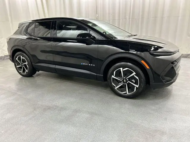2026 Chevrolet Equinox EV LT 1