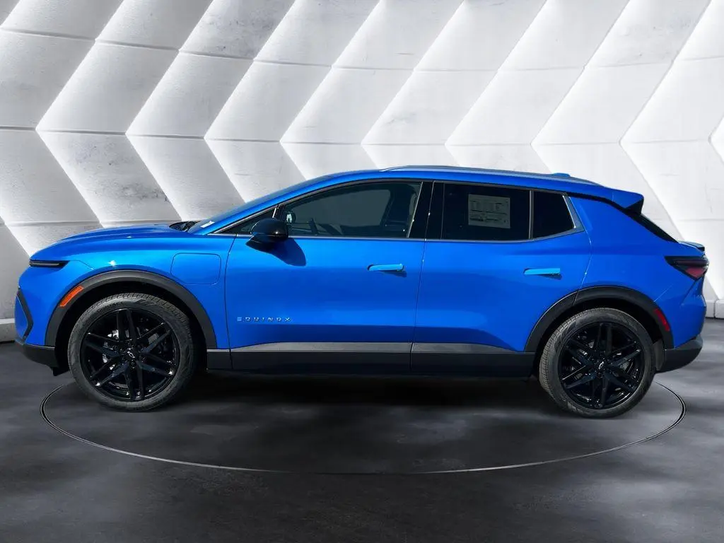 2026 Chevrolet Equinox EV LT 2
