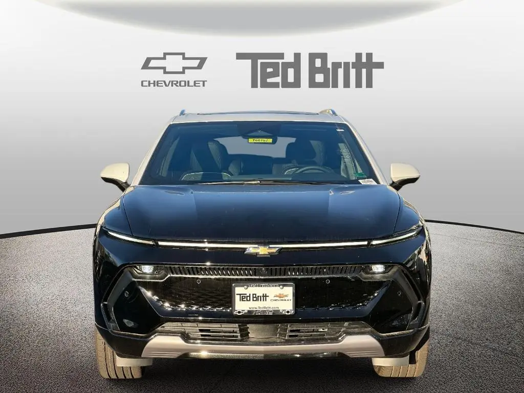 2026 Chevrolet Equinox EV LT 2