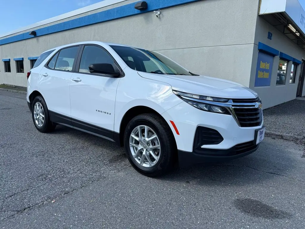 2024 Chevrolet Equinox LS