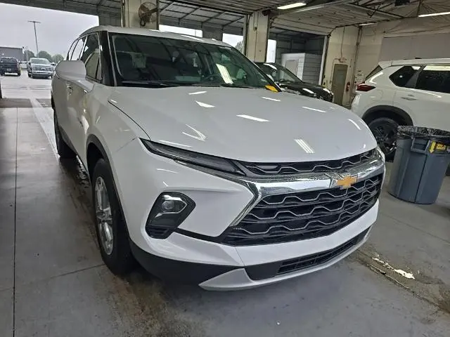 2025 Chevrolet Blazer LT