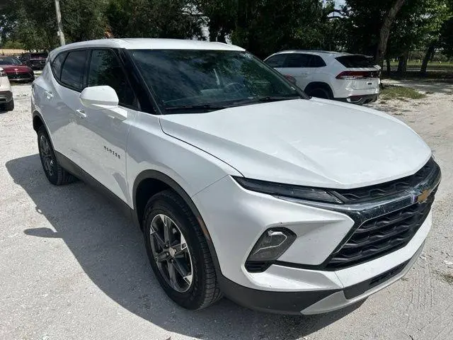 2025 Chevrolet Blazer LT