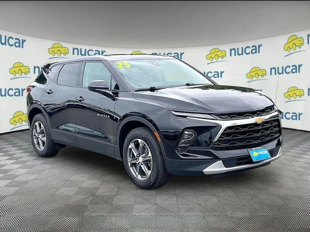 2025 Chevrolet Blazer LT