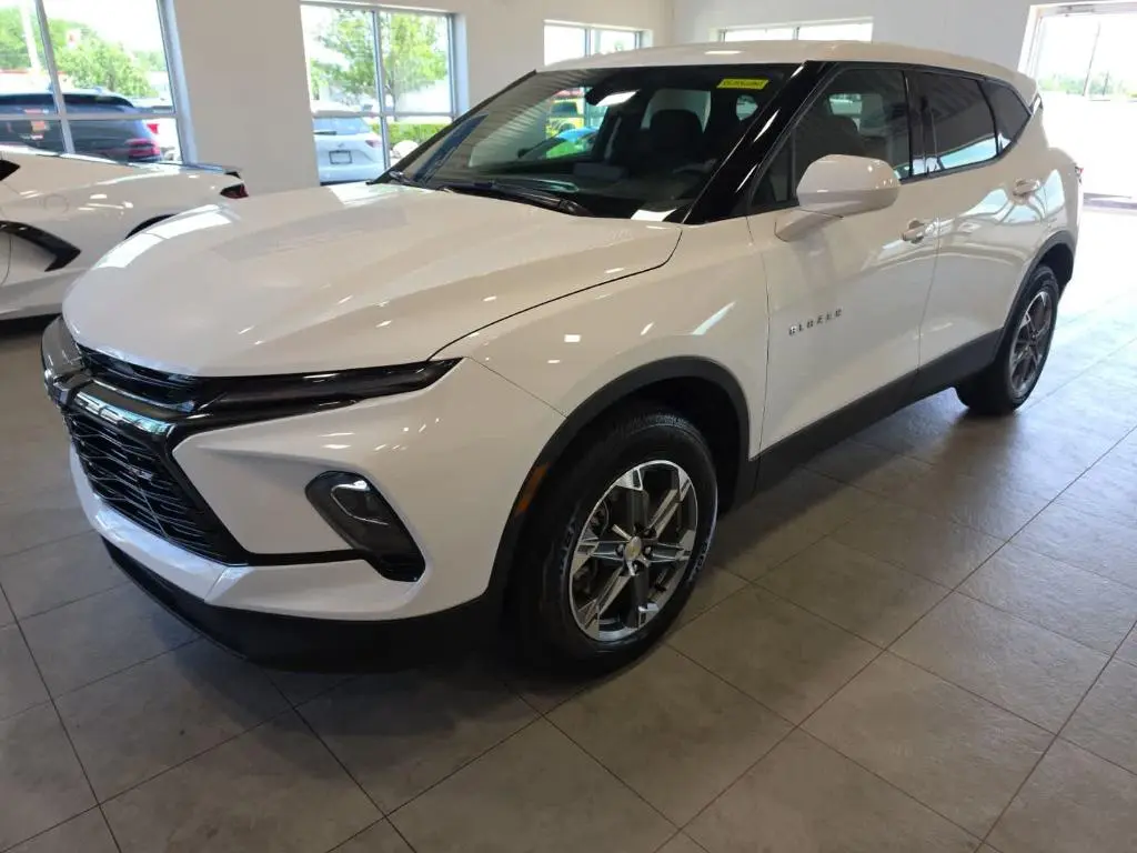 2025 Chevrolet Blazer LT