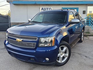 2013 Chevrolet Avalanche LS