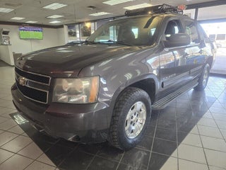 2011 Chevrolet Avalanche LS