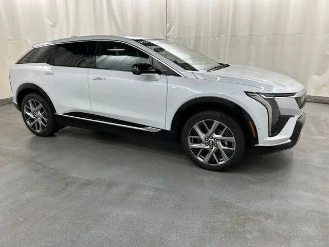 2027 Cadillac OPTIQ Luxury