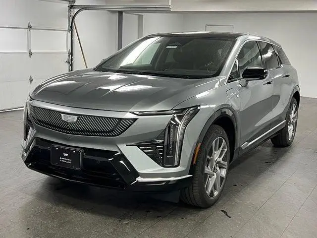 2027 Cadillac OPTIQ Luxury