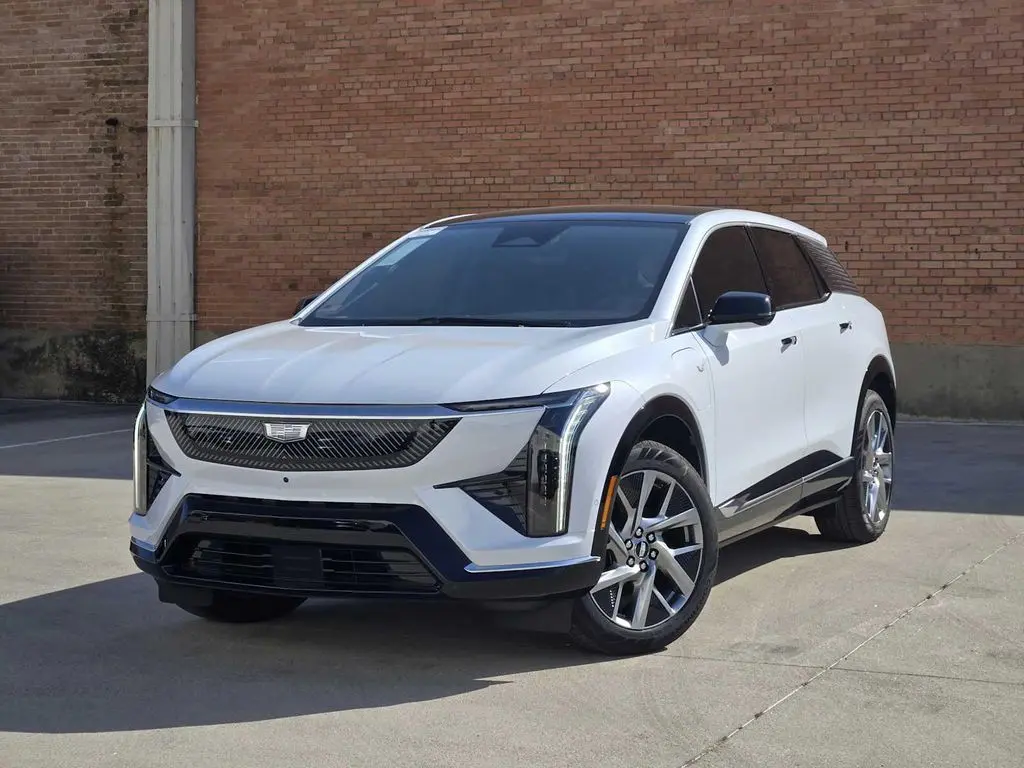 2026 Cadillac OPTIQ Luxury
