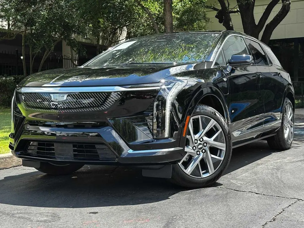 2026 Cadillac OPTIQ Luxury