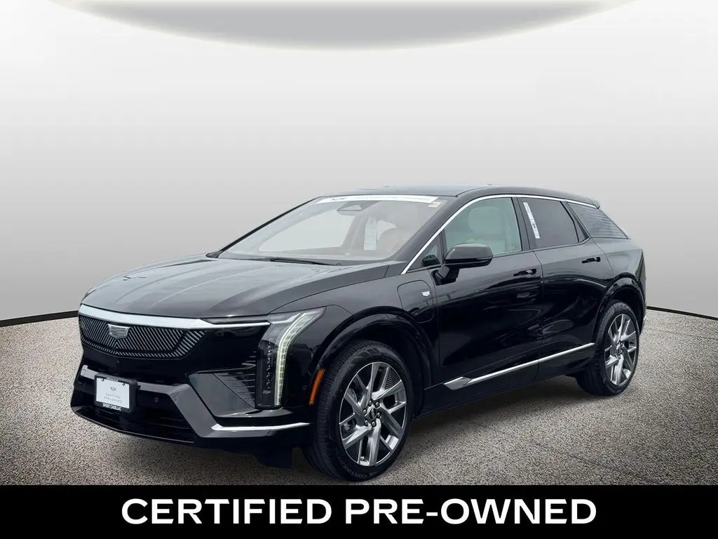 2025 Cadillac OPTIQ Luxury 1