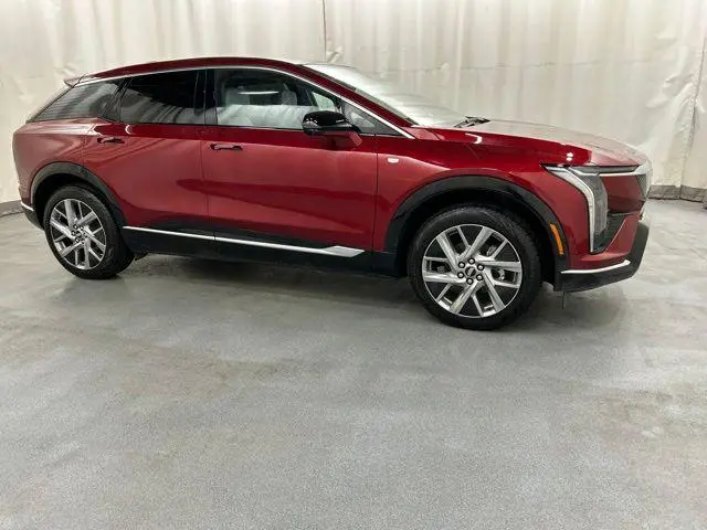 2027 Cadillac OPTIQ Premium Luxury