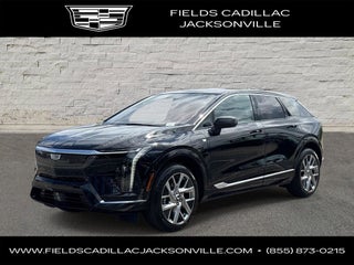 2025 Cadillac OPTIQ Luxury 2
