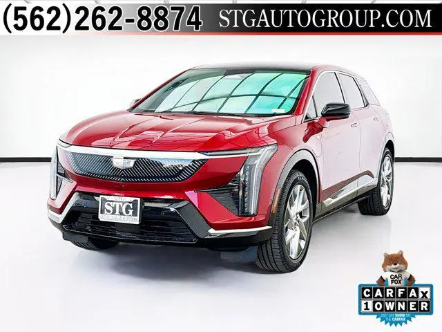 2025 Cadillac OPTIQ Luxury 2