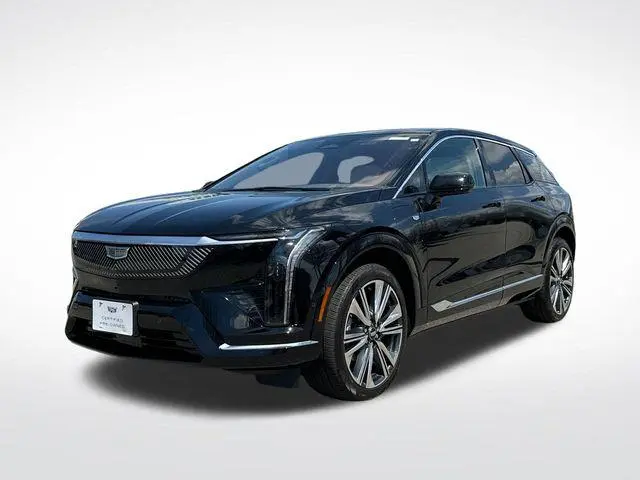 2025 Cadillac OPTIQ Luxury 2