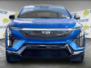 2025 Cadillac OPTIQ Luxury 2