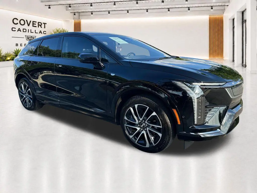 2025 Cadillac OPTIQ Sport 1