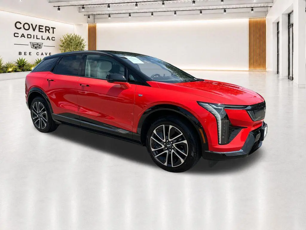 2025 Cadillac OPTIQ Sport 1