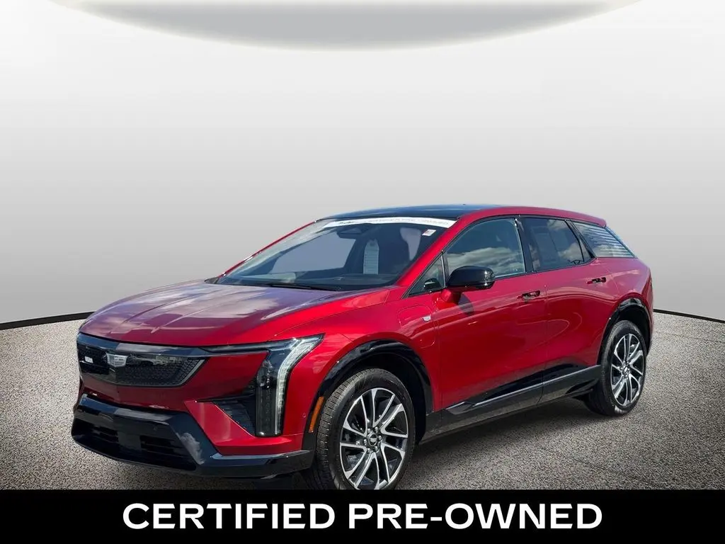 2025 Cadillac OPTIQ Sport 2