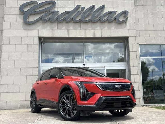 2025 Cadillac OPTIQ Sport 2