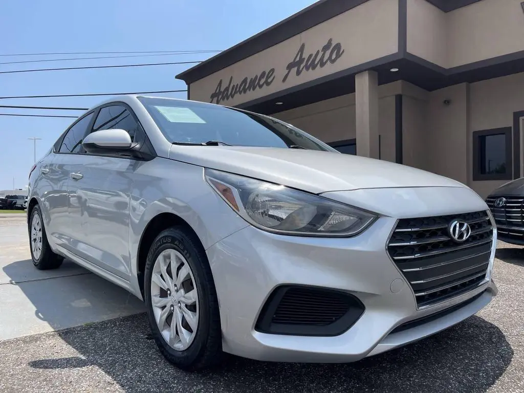 2020 Hyundai Accent SE