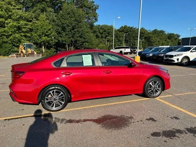 2023 Kia Forte LXS