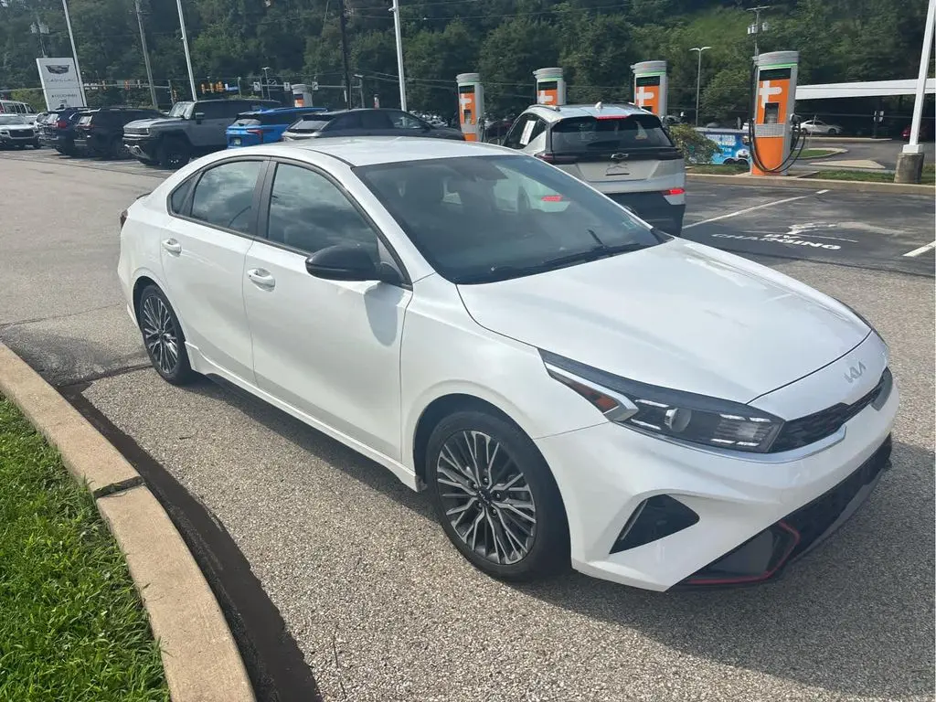 2023 Kia Forte GT-Line Auto