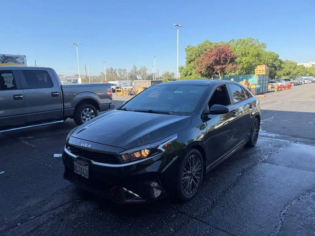 2023 Kia Forte GT-Line Auto