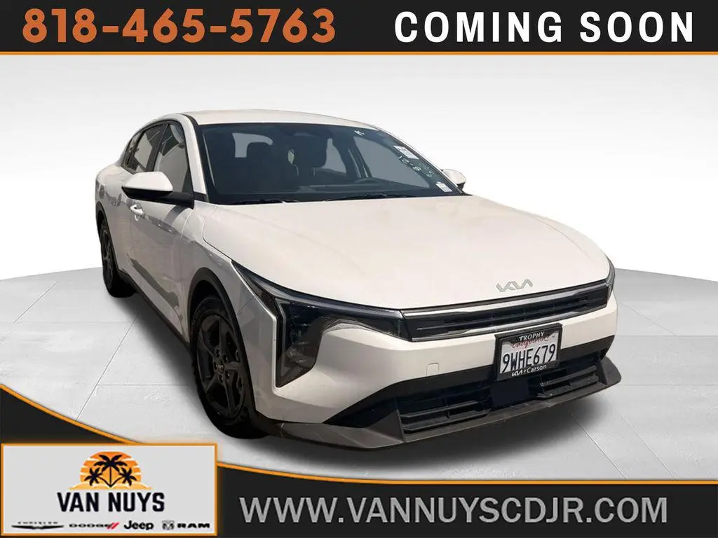 2025 Kia K4 LXS