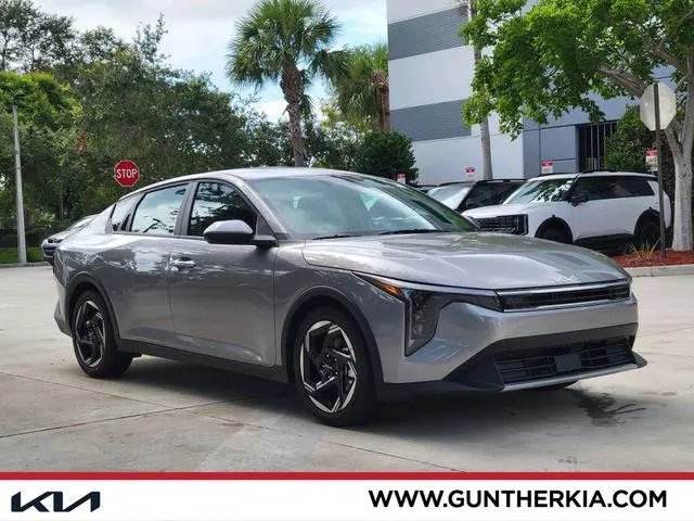 2026 Kia K4 EX