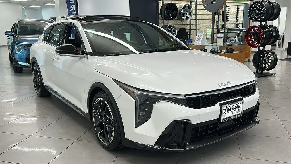 2026 Kia K4 Hatchback GT-Line