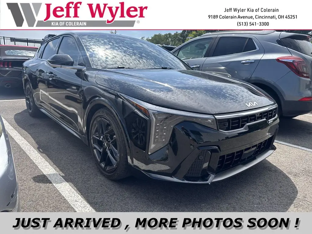 2025 Kia K4 GT-Line Turbo