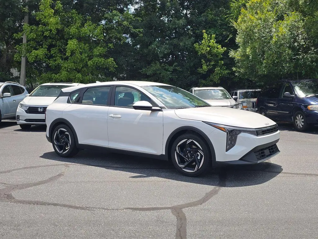 2026 Kia K4 EX