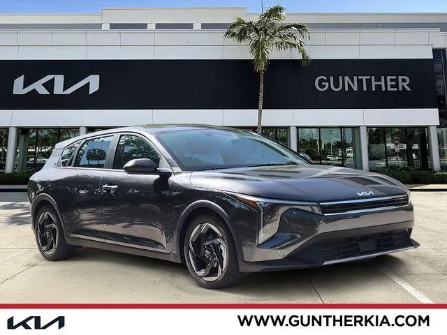 2026 Kia K4 EX