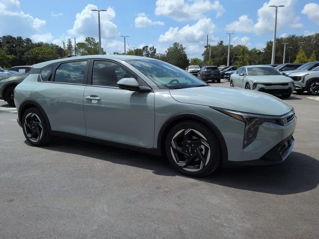 2026 Kia K4 EX
