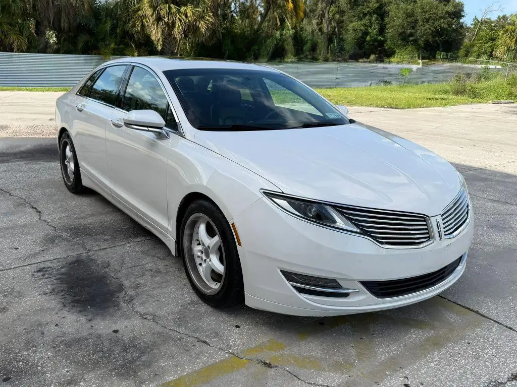 2016 Lincoln MKZ Base