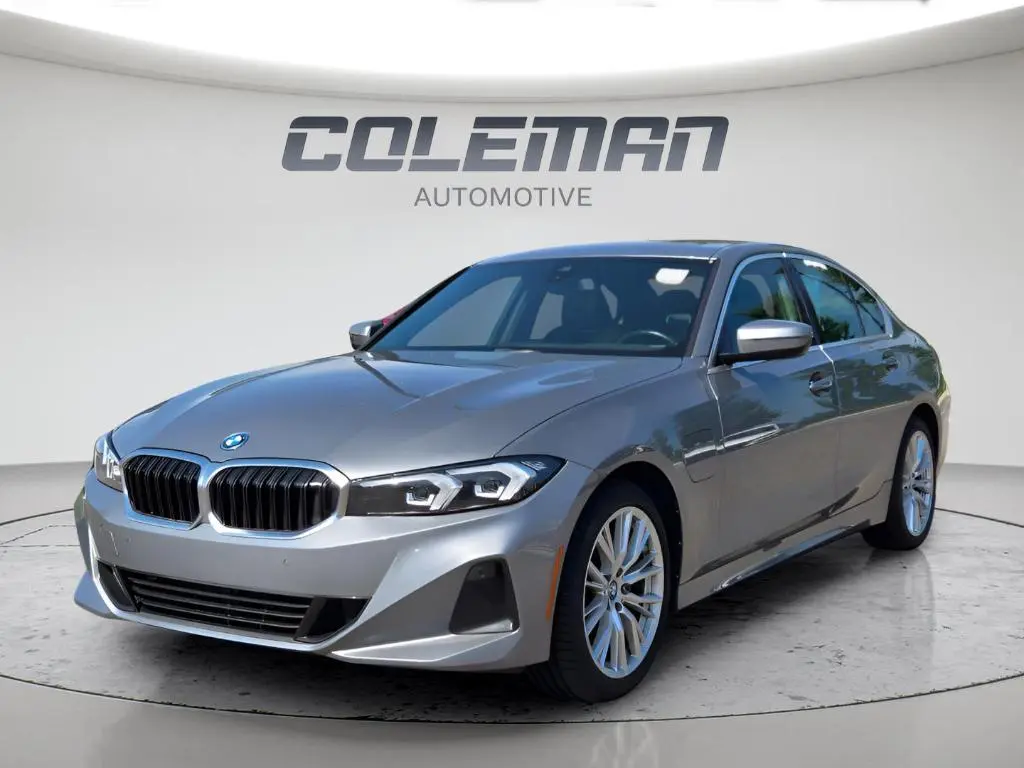 2024 BMW 3 Series 330e xDrive