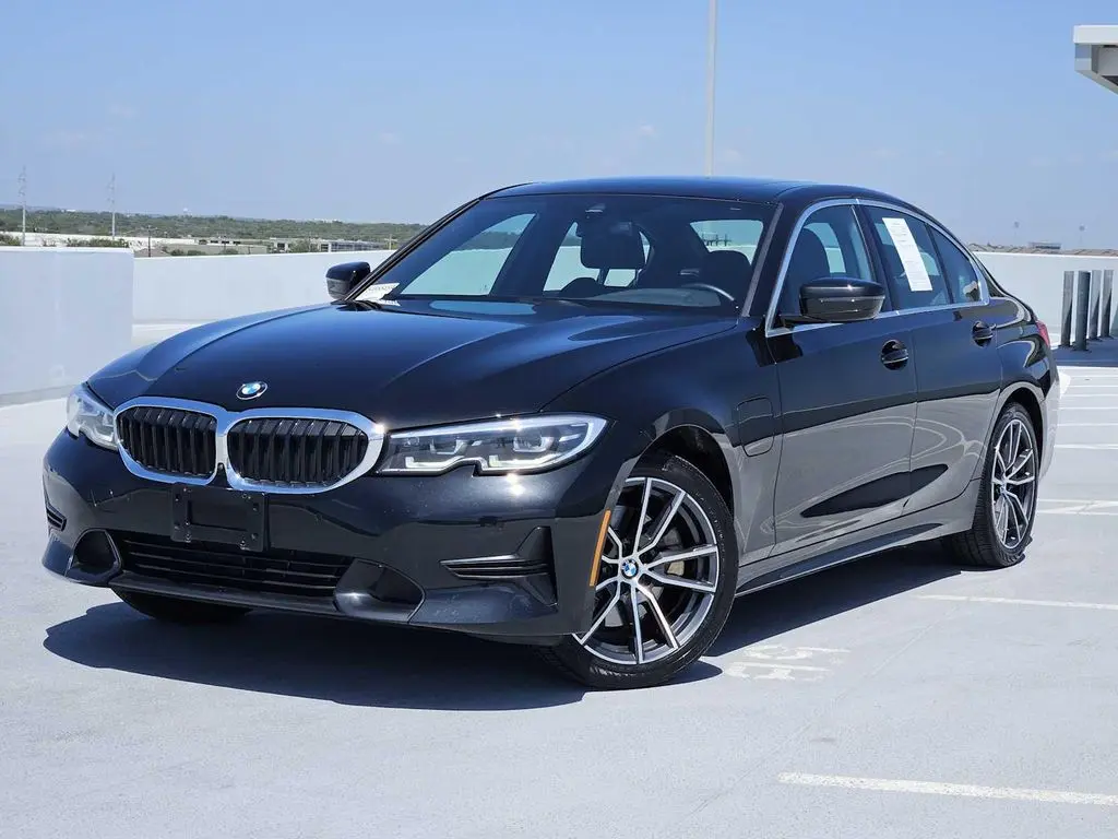 2021 BMW 3 Series 330e