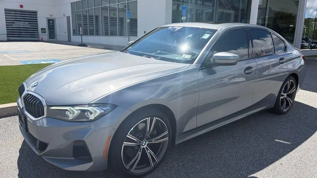 2023 BMW 3 Series 330i xDrive