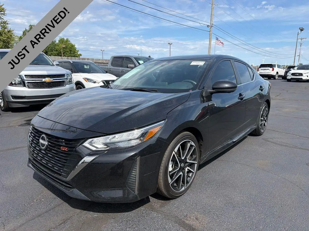 2025 Nissan Sentra SR