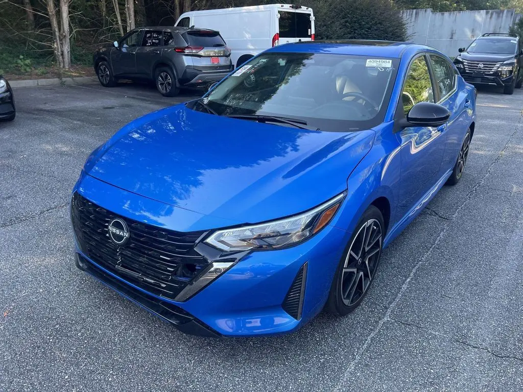 2025 Nissan Sentra SR