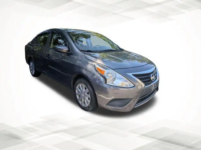 2019 Nissan Versa SV