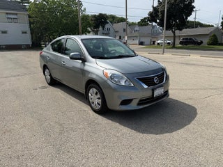 2014 Nissan Versa SV